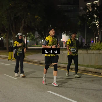 Runner Photo 7070816