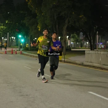 Runner Photo 7070817