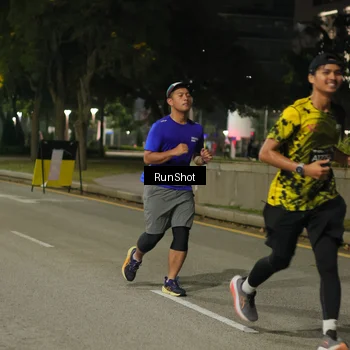 Runner Photo 7070829
