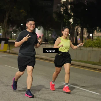 Runner Photo 7070856