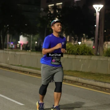 Runner Photo 7070861