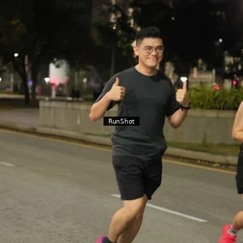 Runner Photo 7070864