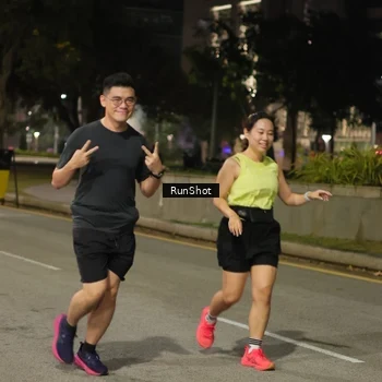 Runner Photo 7070865