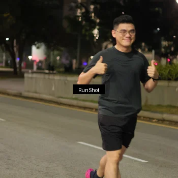 Runner Photo 7070872