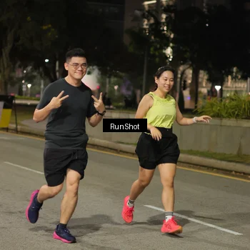 Runner Photo 7070874