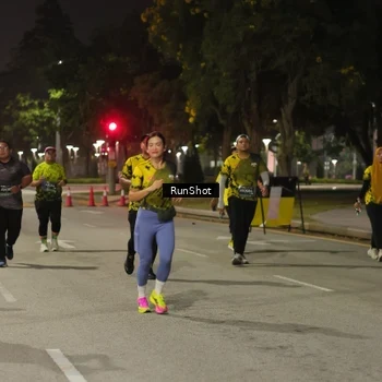 Runner Photo 7070894