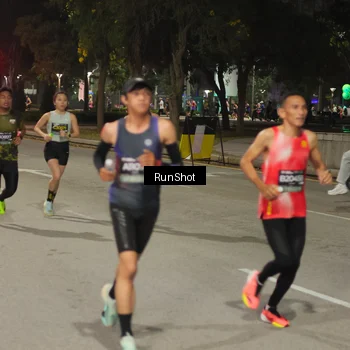 Runner Photo 7070897