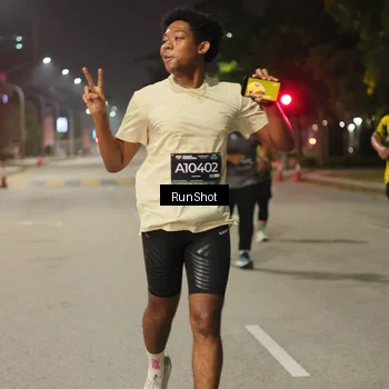 Runner Photo 7070904