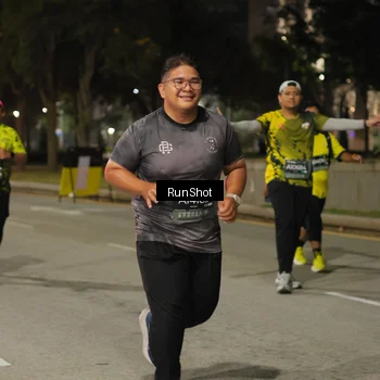 Runner Photo 7070936