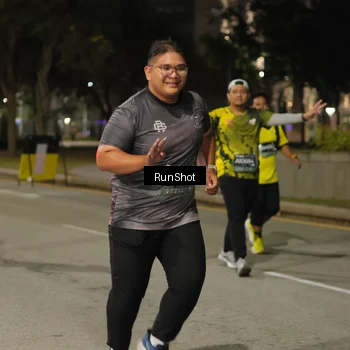Runner Photo 7070938