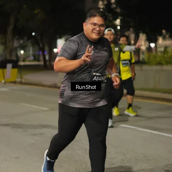 Runner Photo 7070955