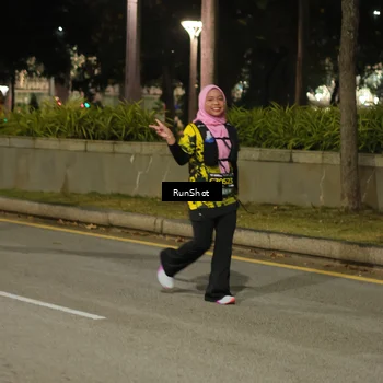 Runner Photo 7070991