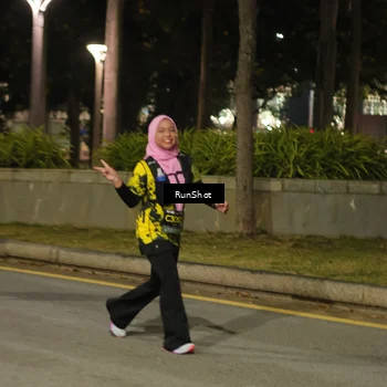 Runner Photo 7070998