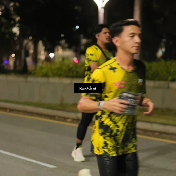 Runner Photo 7071034