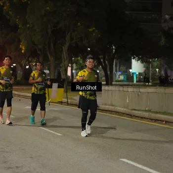 Runner Photo 7071036