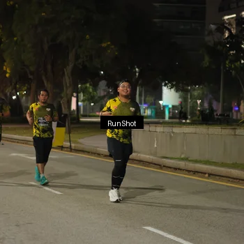 Runner Photo 7071039