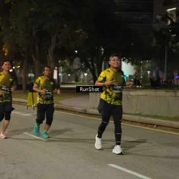 Runner Photo 7071043