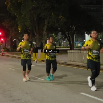 Runner Photo 7071046