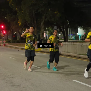 Runner Photo 7071051