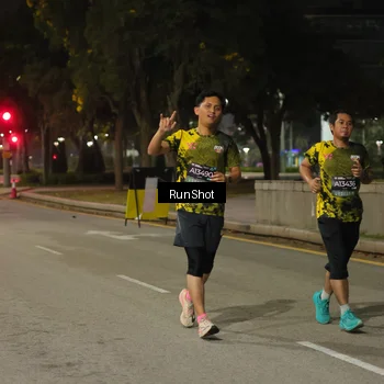 Runner Photo 7071057