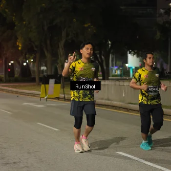 Runner Photo 7071059