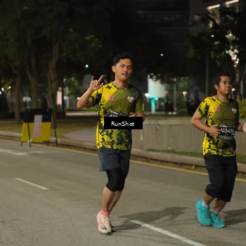 Runner Photo 7071062
