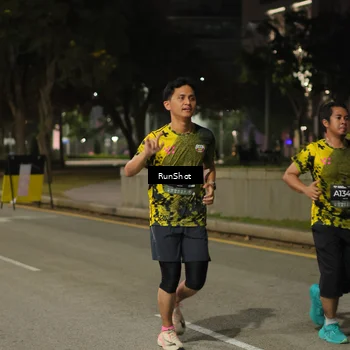 Runner Photo 7071069