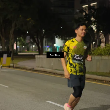 Runner Photo 7071073