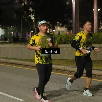 Runner Photo 7071090