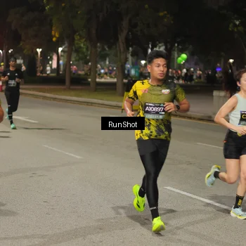 Runner Photo 7071093