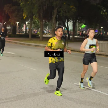 Runner Photo 7071098