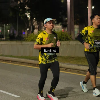 Runner Photo 7071100