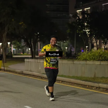 Runner Photo 7071101