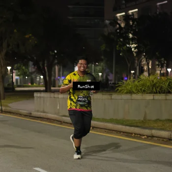 Runner Photo 7071102