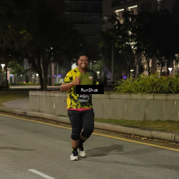 Runner Photo 7071103