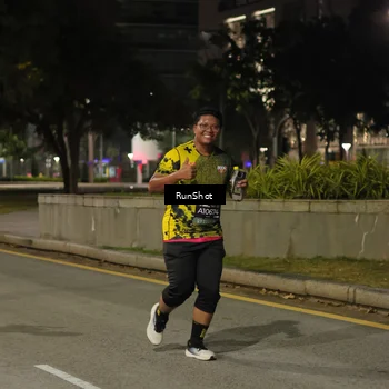 Runner Photo 7071105