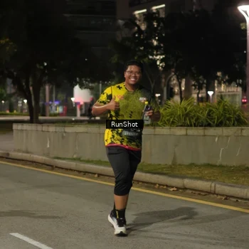 Runner Photo 7071108