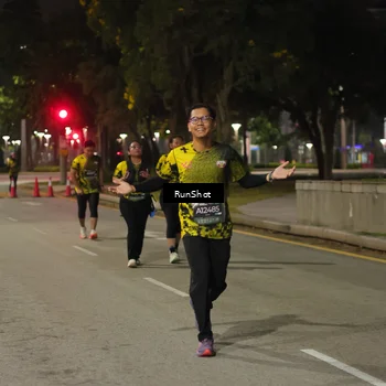 Runner Photo 7071117