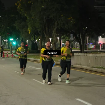 Runner Photo 7071135