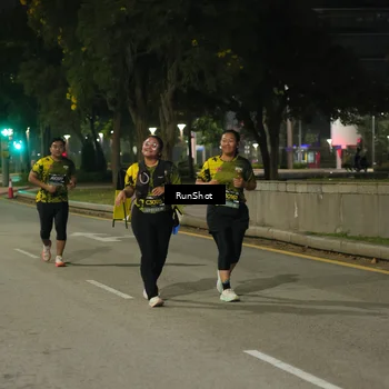 Runner Photo 7071137