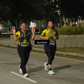 Runner Photo 7071155
