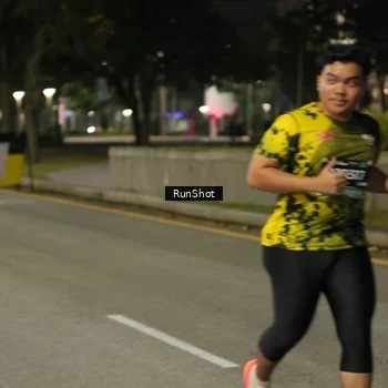Runner Photo 7071194
