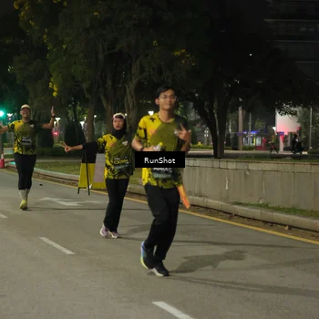 Runner Photo 7071197