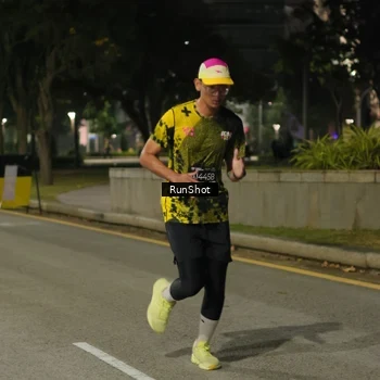 Runner Photo 7071241