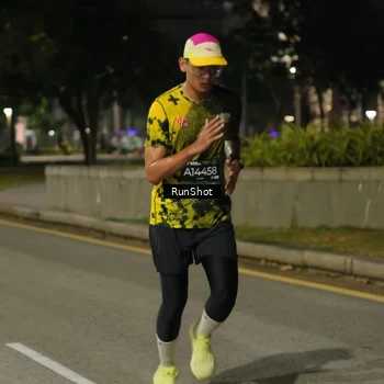Runner Photo 7071247