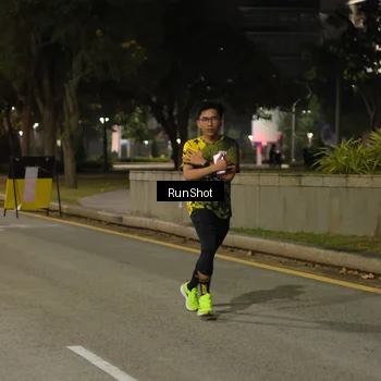 Runner Photo 7071254