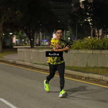 Runner Photo 7071263
