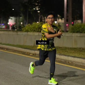Runner Photo 7071274