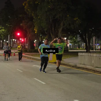 Runner Photo 7071276