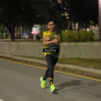 Runner Photo 7071290